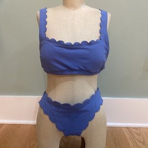 Jessica Simpson womens scalloped bikini